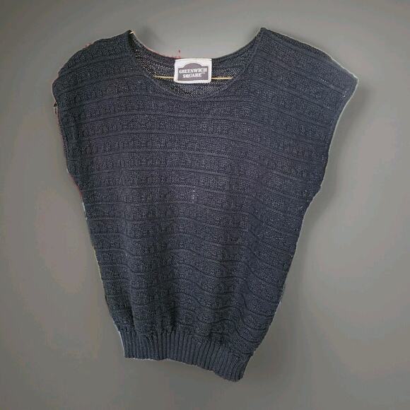 Vintage 1980's Woman's Sleeveless Sweater Knit Cropped Preppy Trendy Sweater - Picture 4 of 5